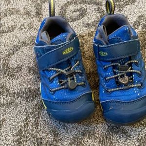 Toddler keen shoes